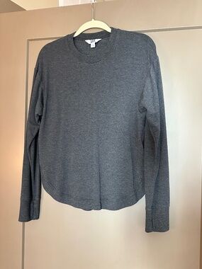 JoyLab Gray Long Sleeve Workout Top Size S Side Slit Athletic